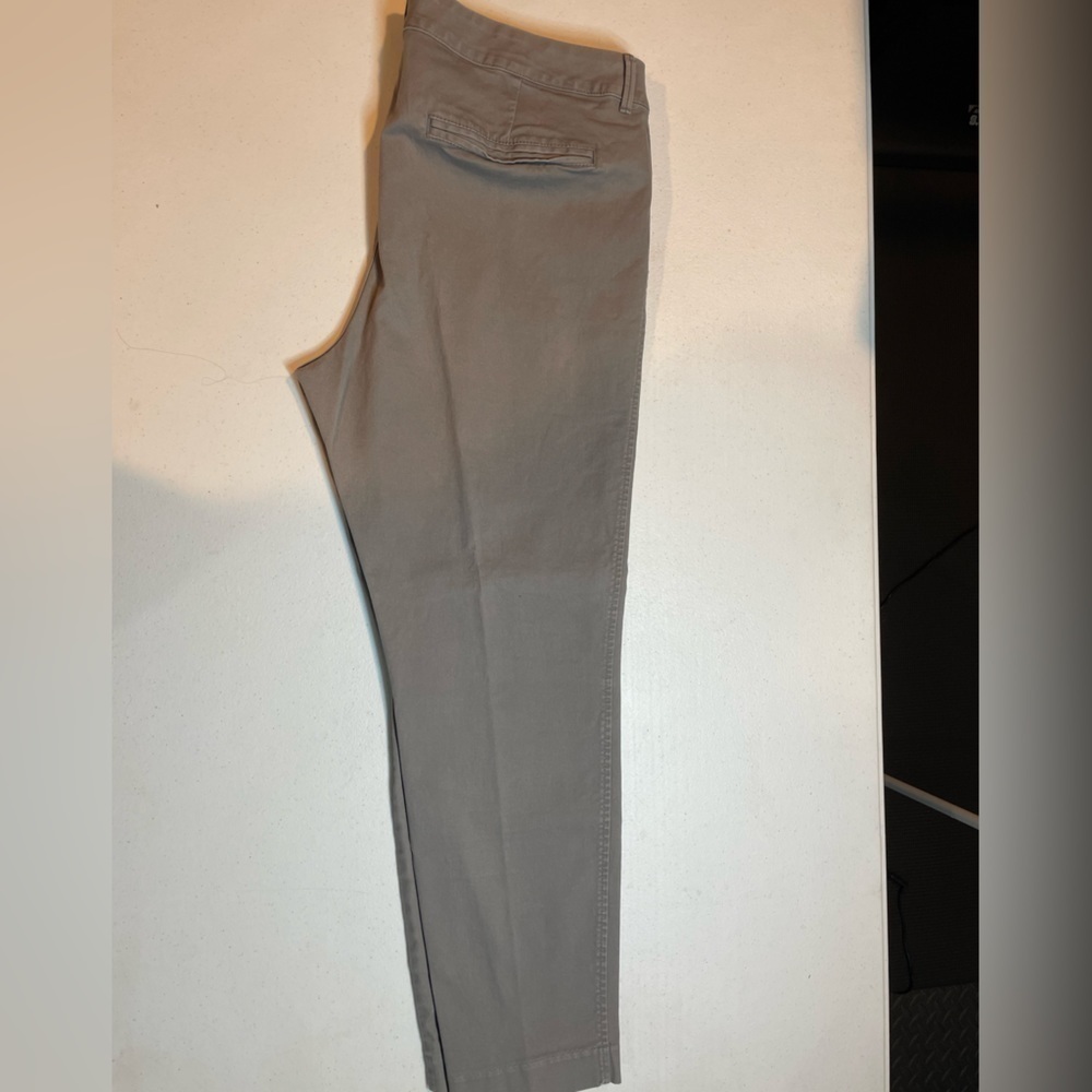 Old Navy Regular Pixie Pants